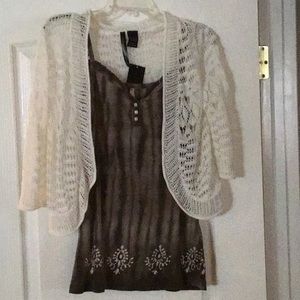 NWT Brown & white tank with sweater